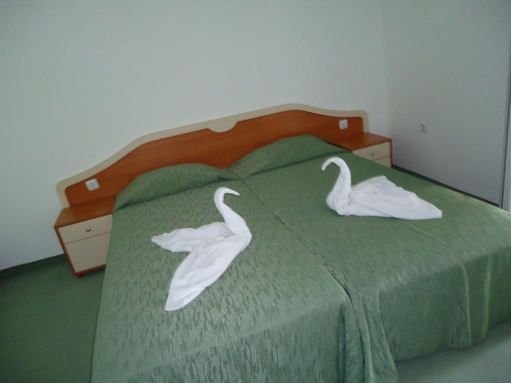 Pension Ruskovi Guesthouse Равда Экстерьер фото
